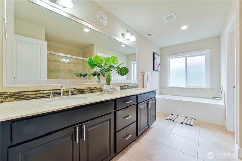 17312 40th Avenue SE Bothell WA 98012