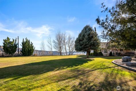 23821 Road 9.7 NW Quincy WA 98848