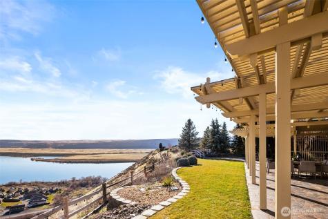 23821 Road 9.7 NW Quincy WA 98848