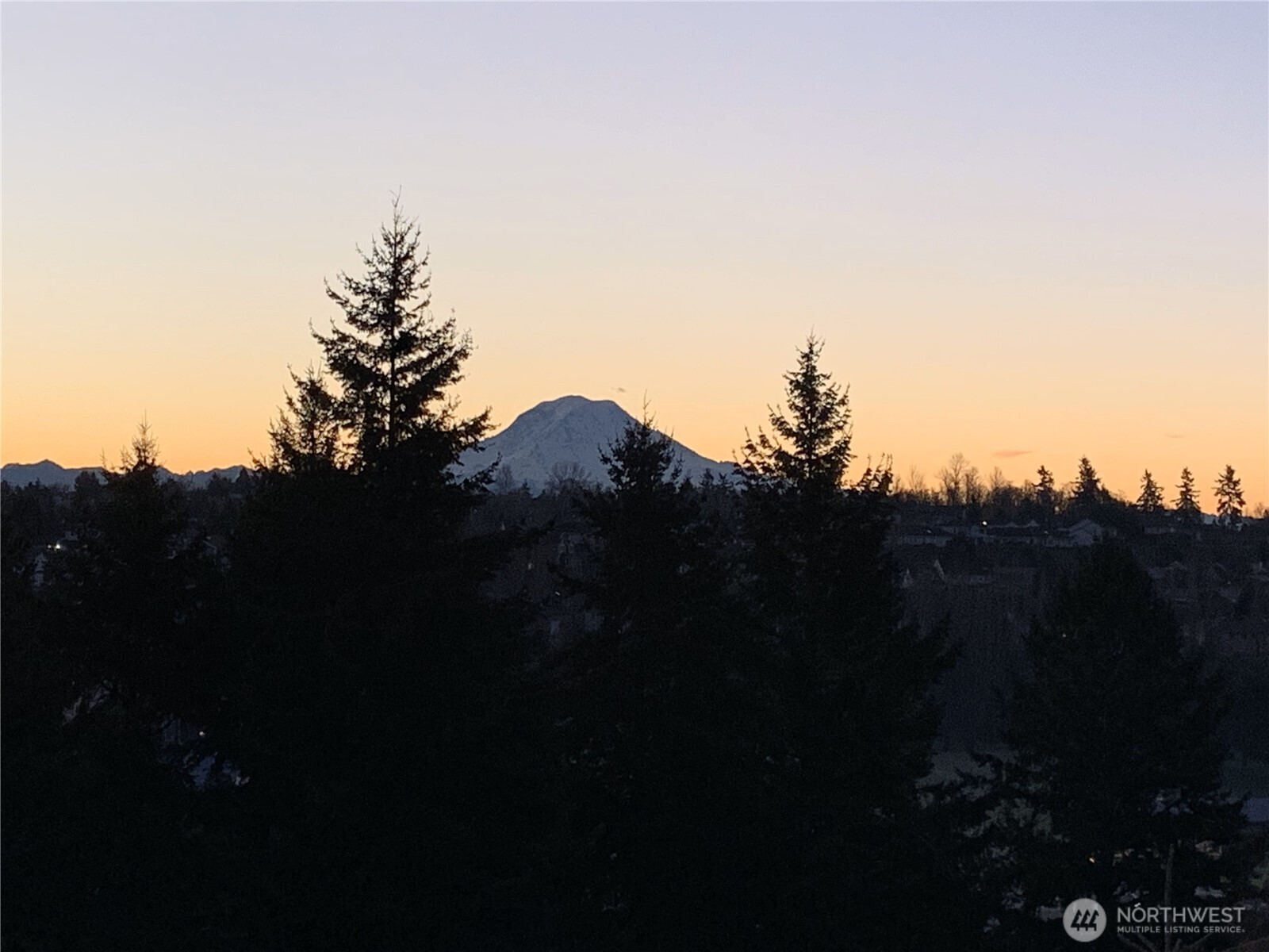 4320 Country Club Drive NE Tacoma WA 98422