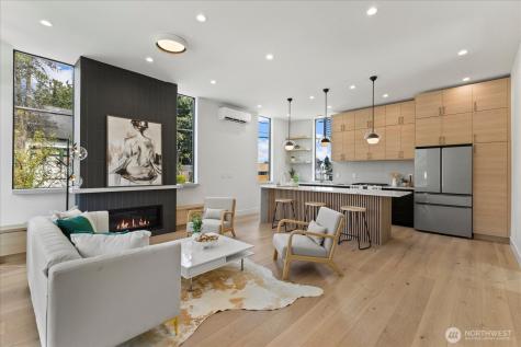 128 24th Avenue Seattle WA 98122