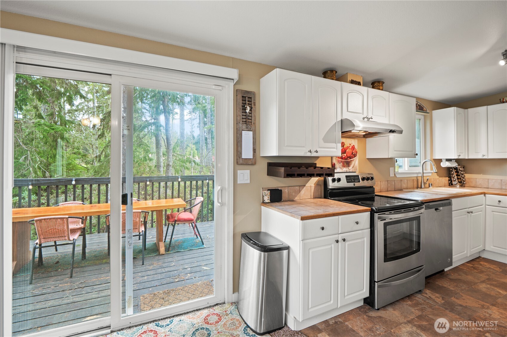 170 E Country Club Drive N Union WA 98592