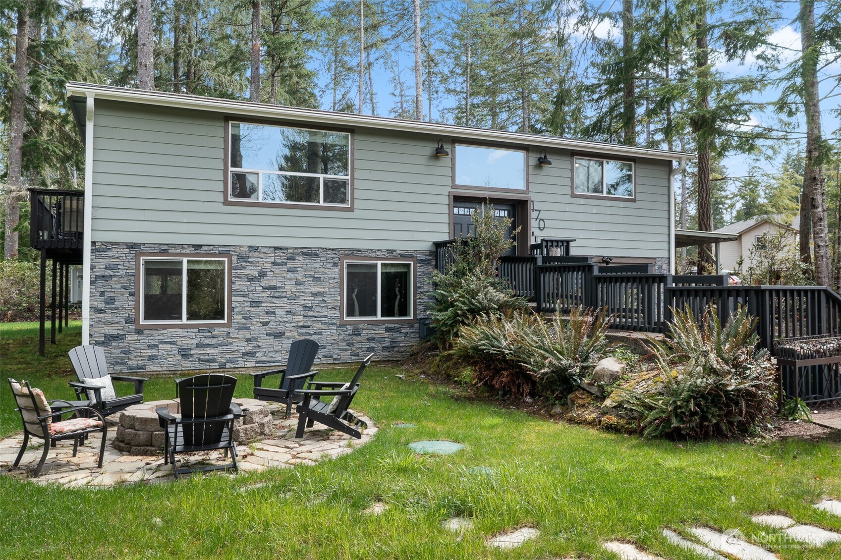 170 E Country Club Drive N Union WA 98592