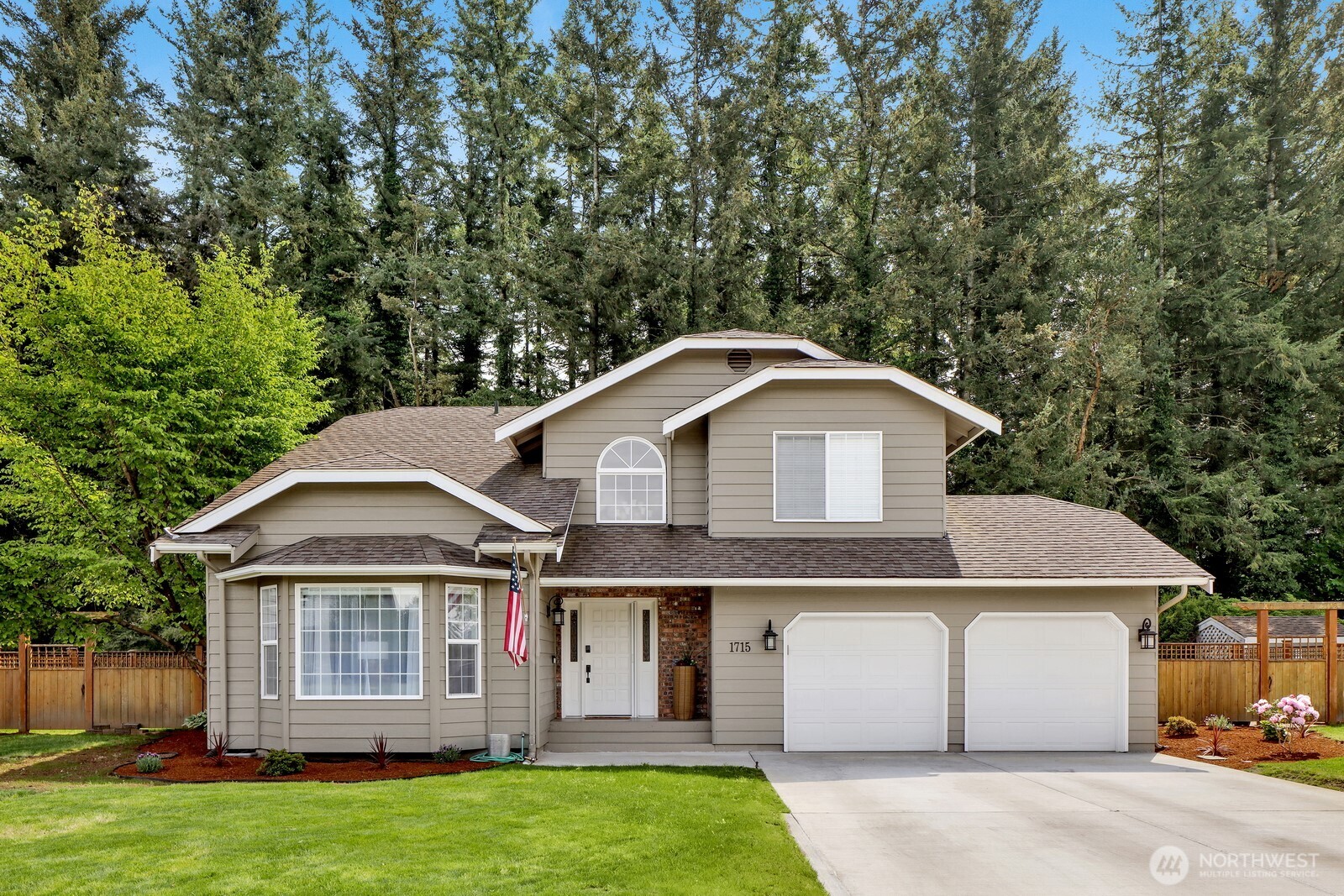 1715 Village Drive Lynden WA 98264