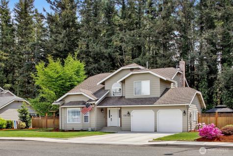 1715 Village Drive Lynden WA 98264