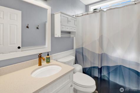 1715 Village Drive Lynden WA 98264