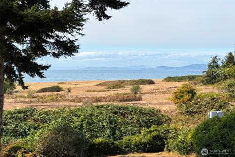 4251 Hollydale Lane Oak Harbor WA 98277