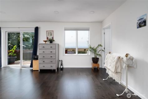 4251 Hollydale Lane Oak Harbor WA 98277