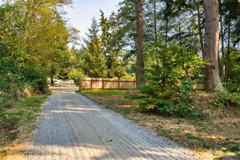 4251 Hollydale Lane Oak Harbor WA 98277