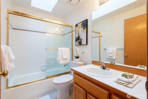 8608 Main Street Edmonds WA 98026