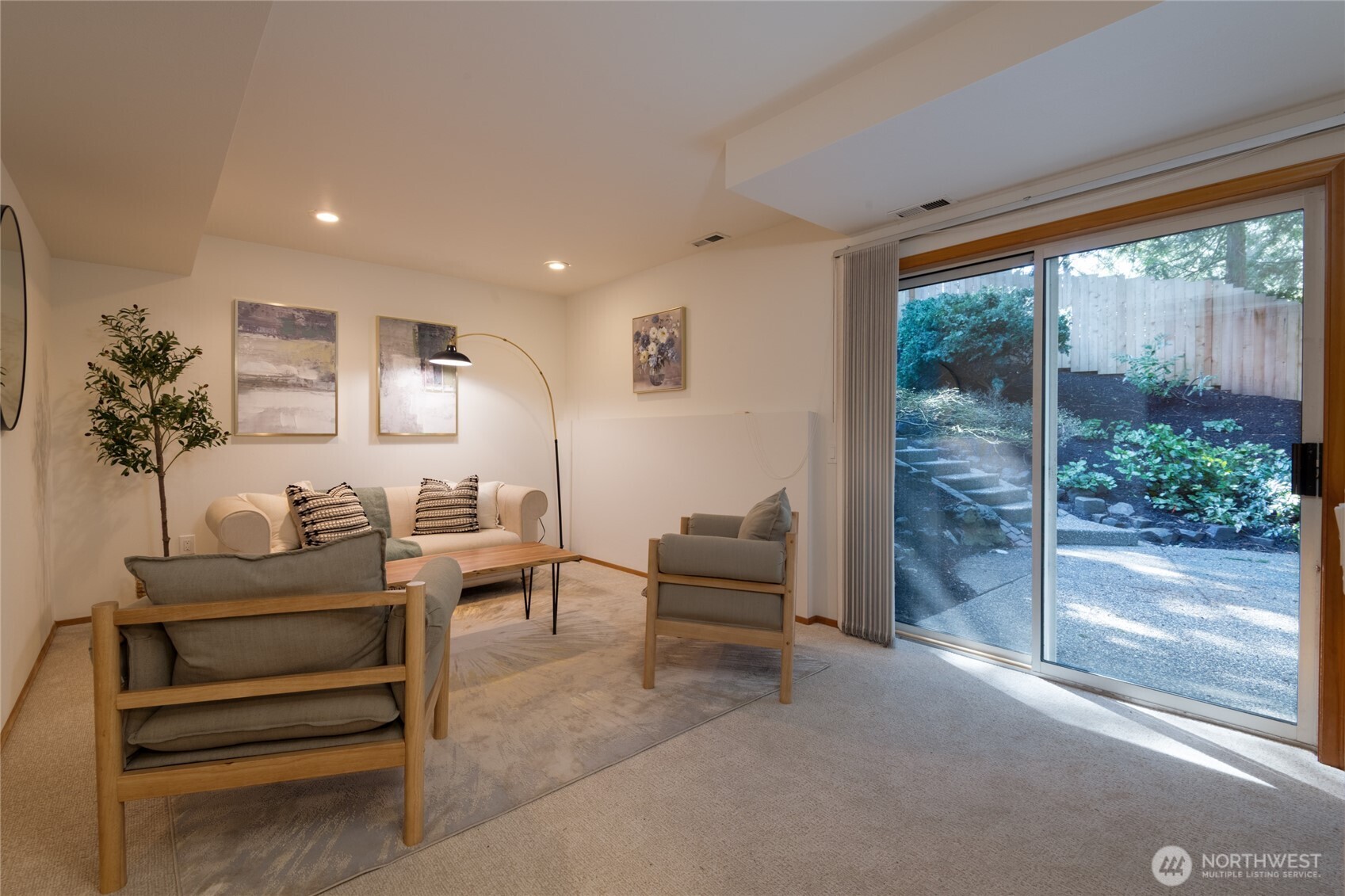 8608 Main Street Edmonds WA 98026
