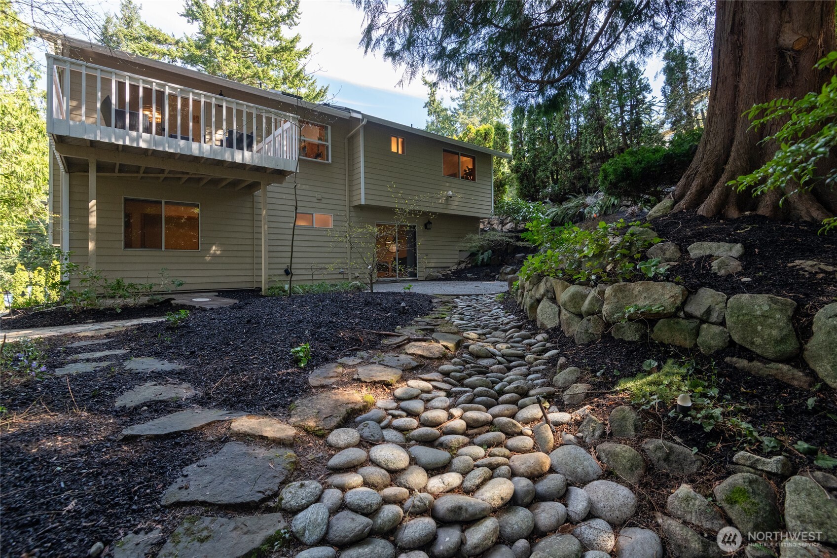 8608 Main Street Edmonds WA 98026