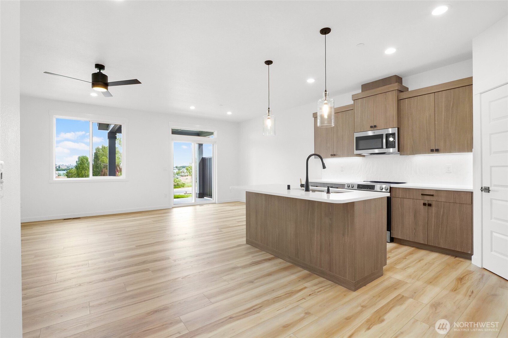 6398 NE Melby Way Moses Lake WA 98837
