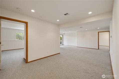 16412 139th Avenue E Puyallup WA 98374