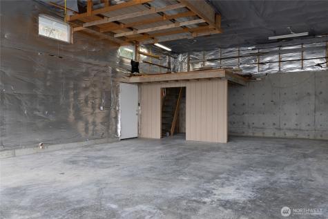 16412 139th Avenue E Puyallup WA 98374