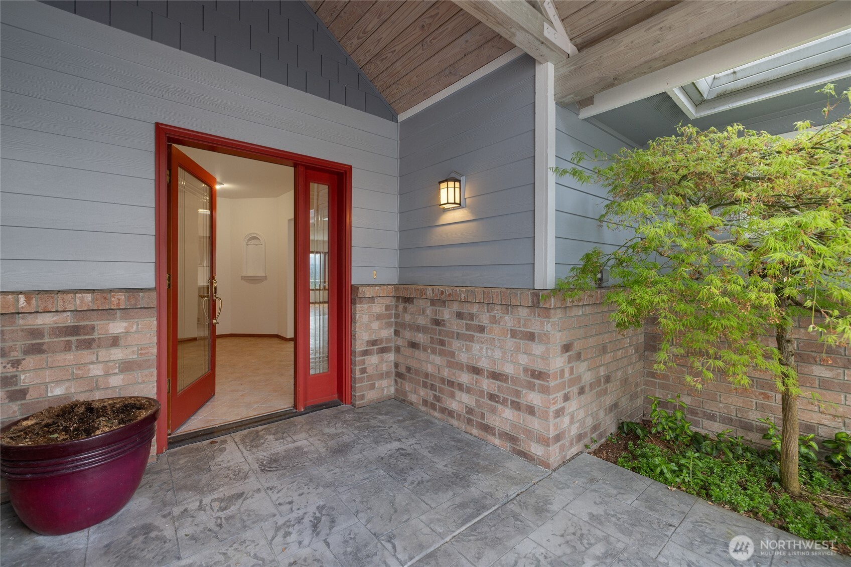 16412 139th Avenue E Puyallup WA 98374