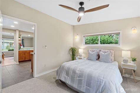 2300 NE 8th Place Renton WA 98056