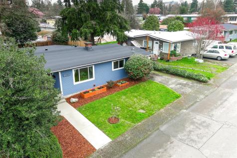 2300 NE 8th Place Renton WA 98056