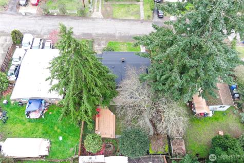 2300 NE 8th Place Renton WA 98056