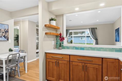 2300 NE 8th Place Renton WA 98056