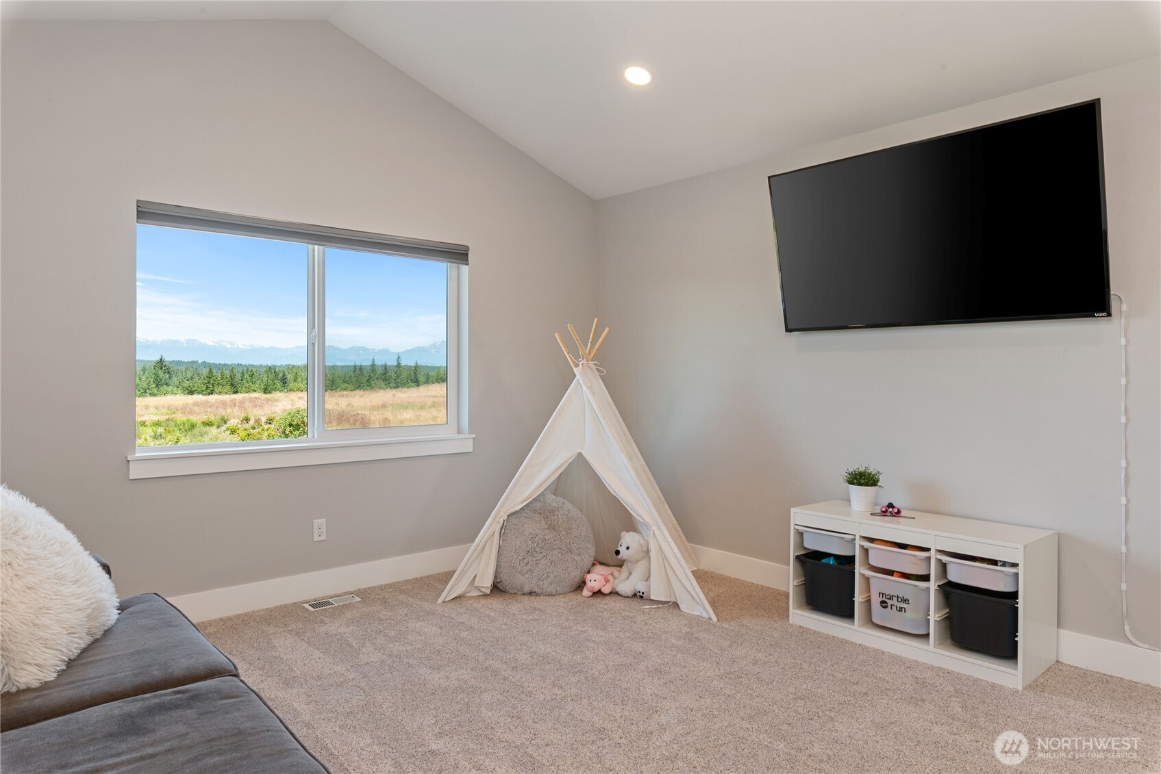 381 E Benson Ridge Road Grapeview WA 98546