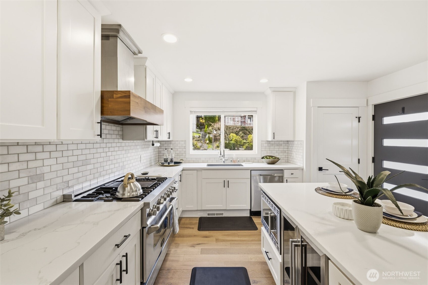1070 25th Avenue E Seattle WA 98112