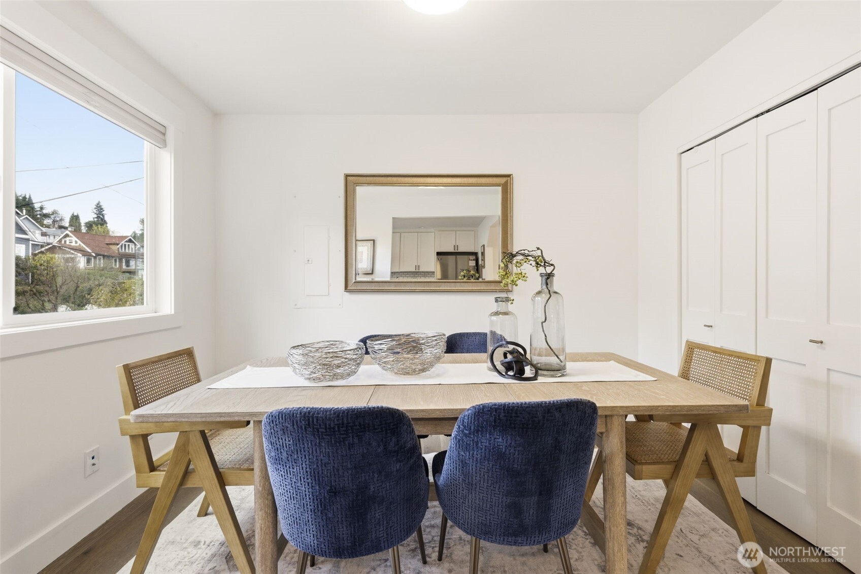 1070 25th Avenue E Seattle WA 98112