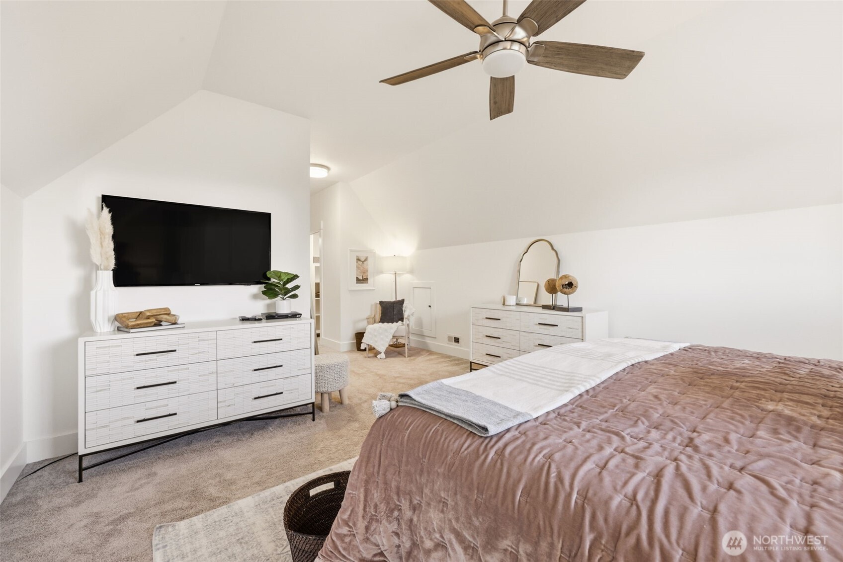 1070 25th Avenue E Seattle WA 98112