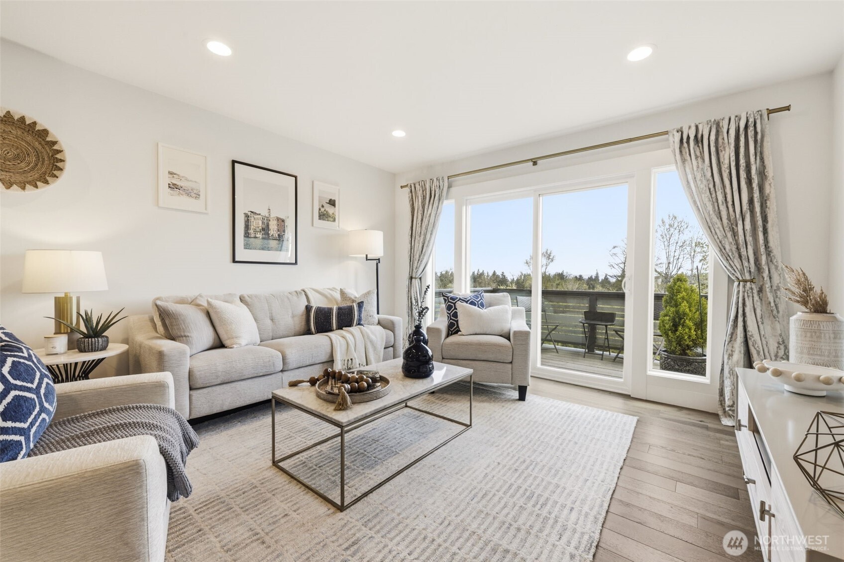 1070 25th Avenue E Seattle WA 98112