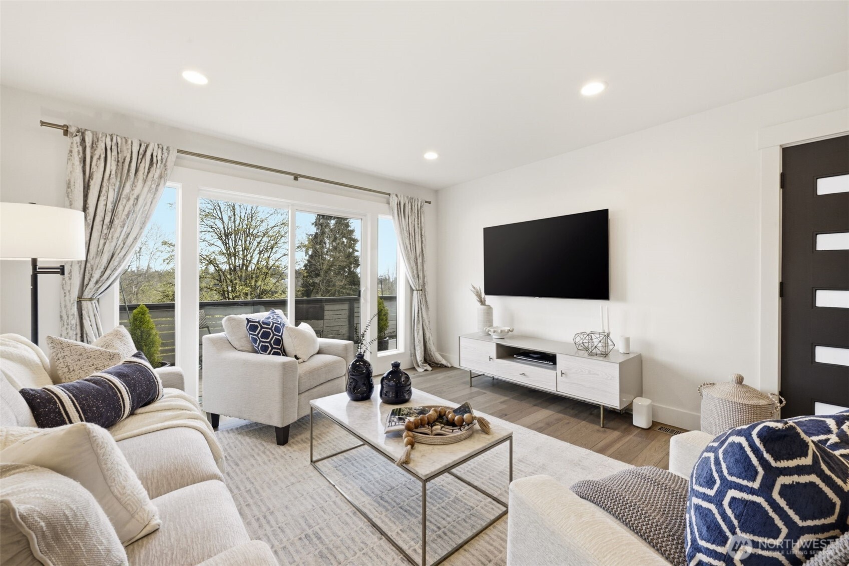 1070 25th Avenue E Seattle WA 98112