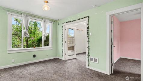 926 E Marine View Drive Everett WA 98201