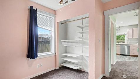 926 E Marine View Drive Everett WA 98201