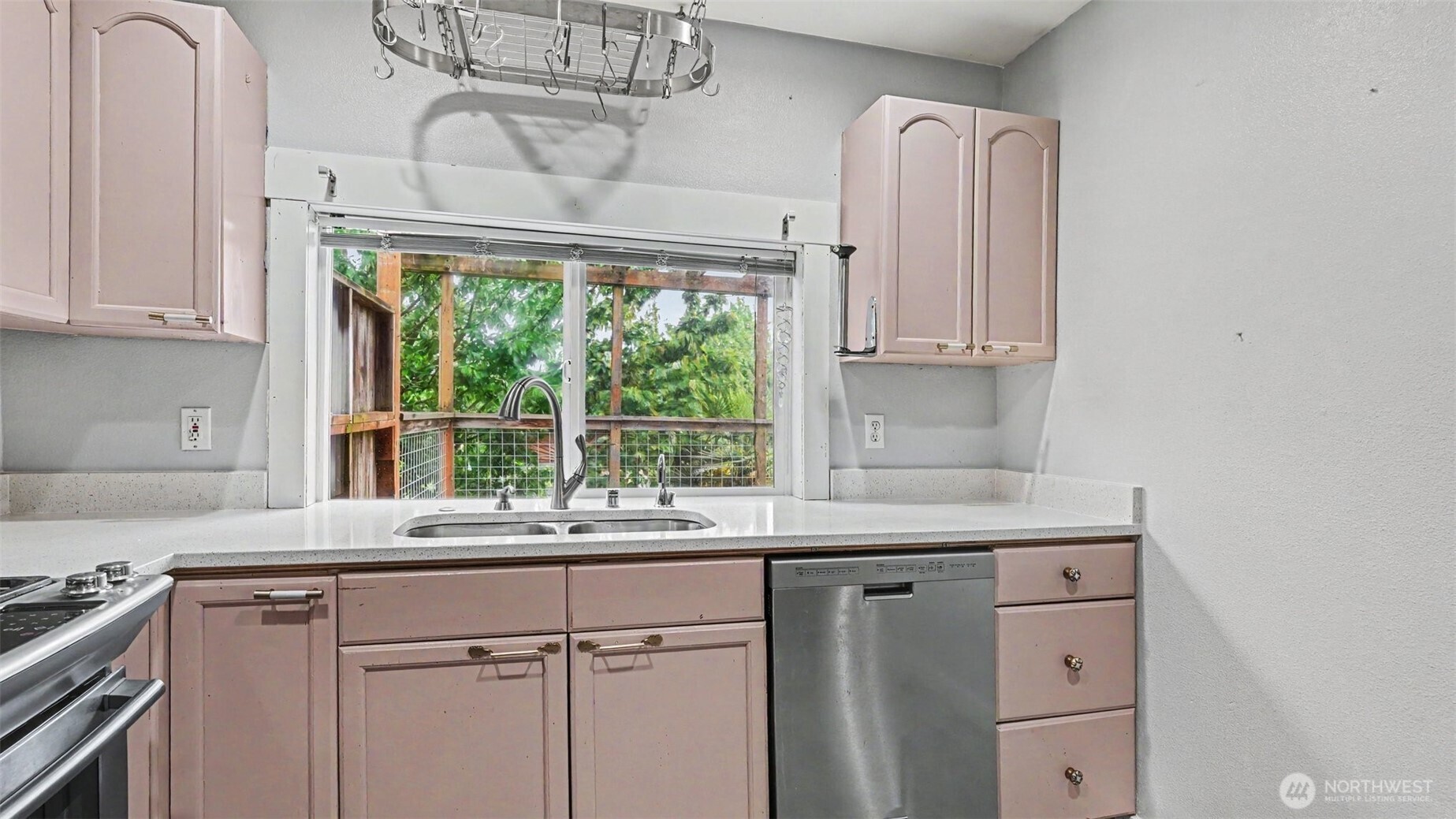 926 E Marine View Drive Everett WA 98201