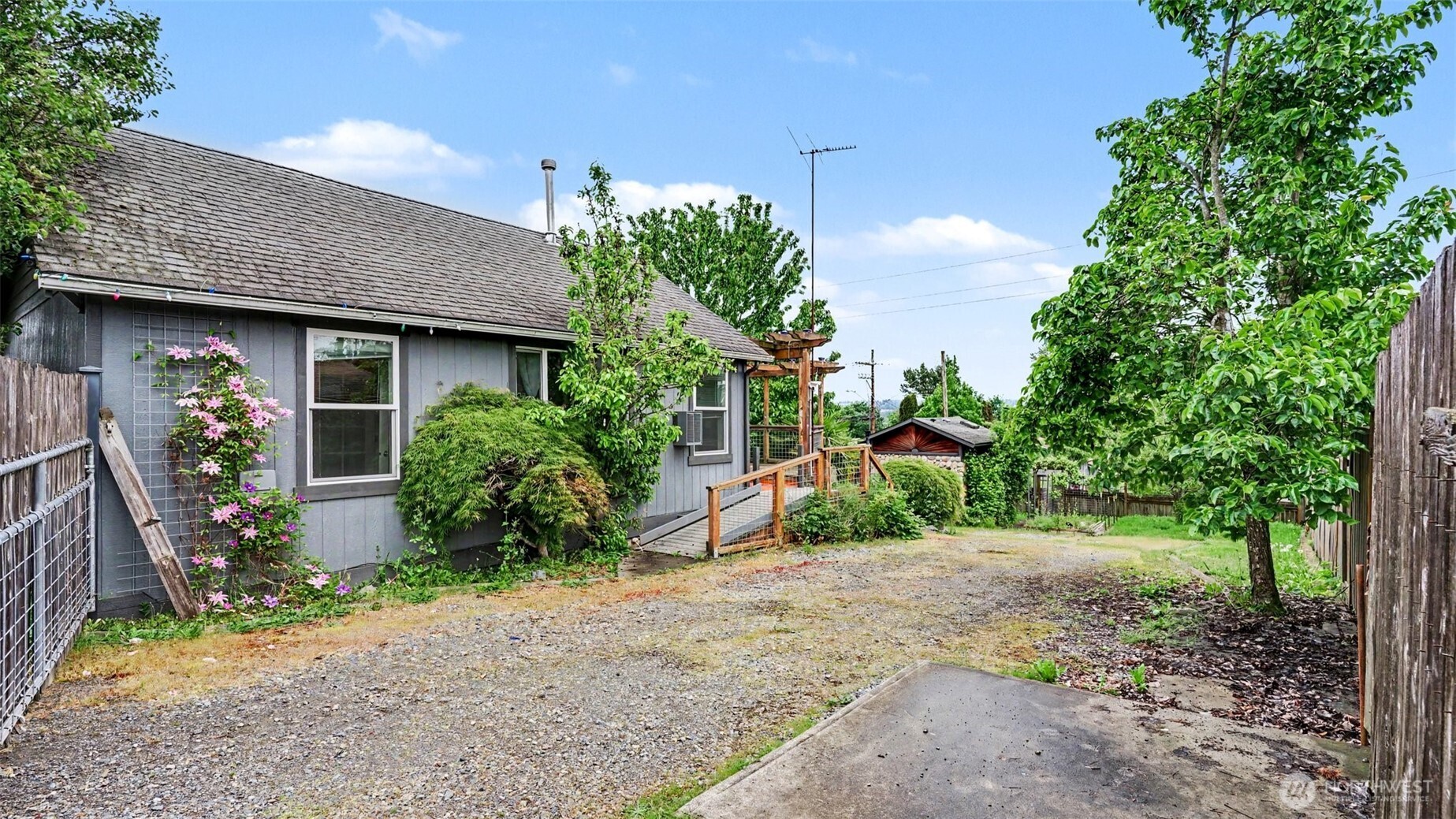 926 E Marine View Drive Everett WA 98201