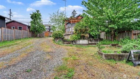 926 E Marine View Drive Everett WA 98201