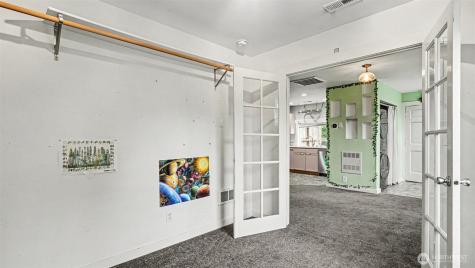 926 E Marine View Drive Everett WA 98201