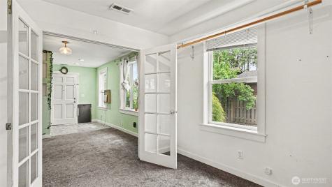 926 E Marine View Drive Everett WA 98201