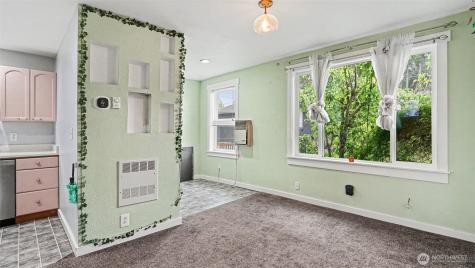 926 E Marine View Drive Everett WA 98201