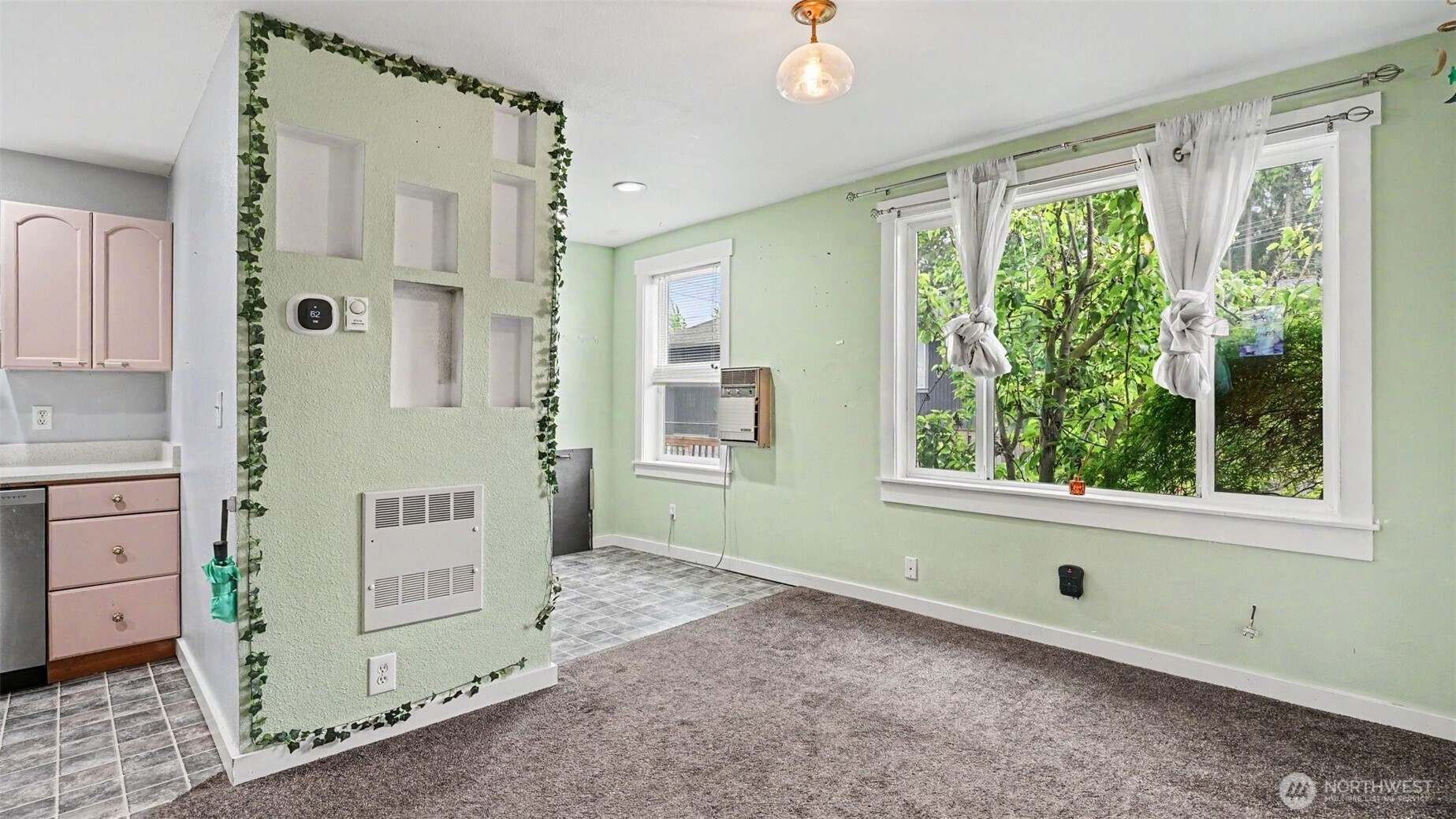 926 E Marine View Drive Everett WA 98201