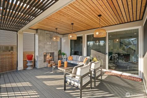 21713 SE 256th Place Maple Valley WA 98038