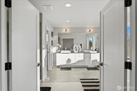21713 SE 256th Place Maple Valley WA 98038