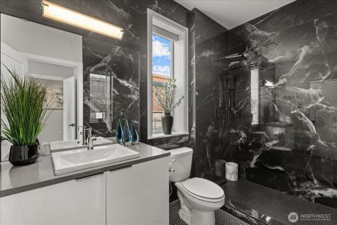 21713 SE 256th Place Maple Valley WA 98038
