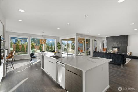 21713 SE 256th Place Maple Valley WA 98038