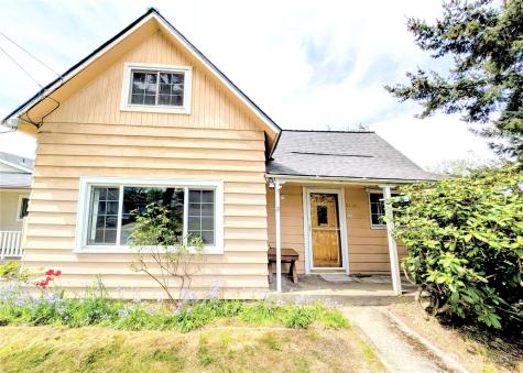 8428 S D Street Tacoma WA 98444