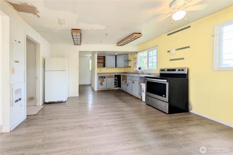 8428 S D Street Tacoma WA 98444
