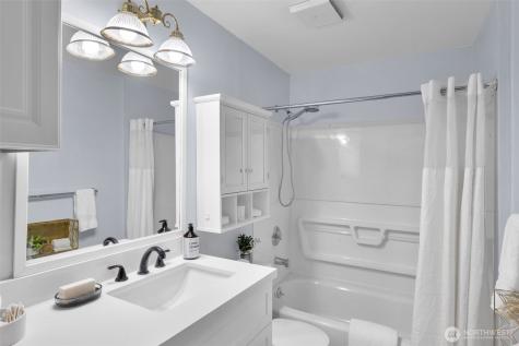 16808 119th Place NE Bothell WA 98011