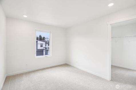 8567 46th Place NE Marysville WA 98270