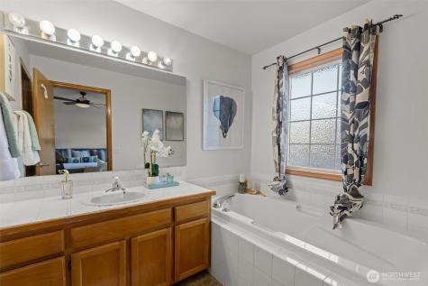 14722 45th Place W Lynnwood WA 98087