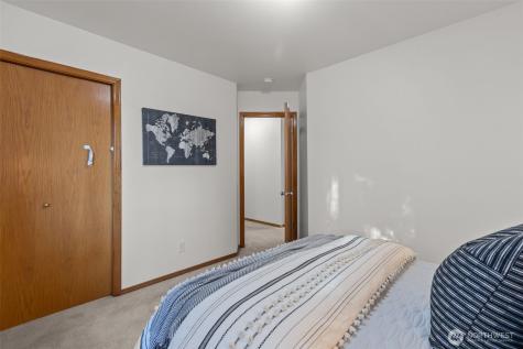 14722 45th Place W Lynnwood WA 98087