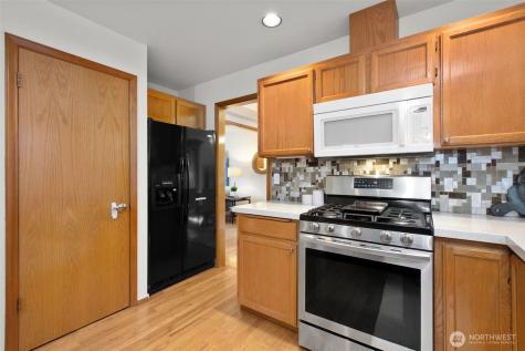 14722 45th Place W Lynnwood WA 98087